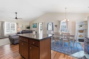 29 Poplar St, Old Orchard Beach, ME 04064 - Photo 7