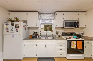 16 Pondview Rd, Old Orchard Beach, ME 04064 - Photo 9
