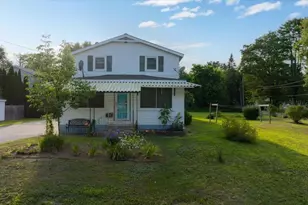 24 Clifford St, Mechanic Falls, ME 04256 - Photo 3