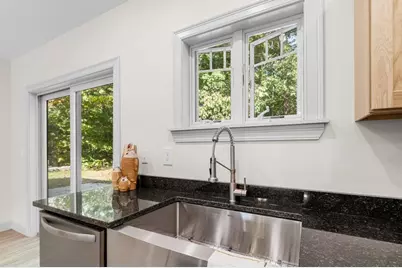 410 Peltoma Avenue, Pittsfield, ME 04967 - Photo 9