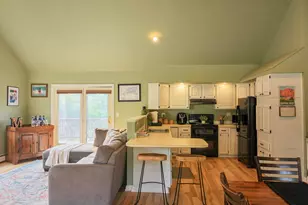 215 Broad St, Auburn, ME 04210 - Photo 9