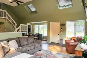 215 Broad St, Auburn, ME 04210 - Photo 3