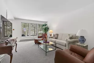 34 Concord Pl, Cape Elizabeth, ME 04107 - Photo 3