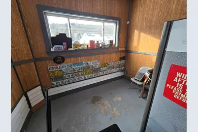 529 Prospect Avenue, Rumford, ME 04276 - Photo 9