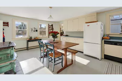 18 Portland Street, Yarmouth, ME 04096 - Photo 15