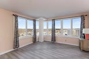 31 E Grand Ave, Old Orchard Beach, ME 04064 - Photo 5