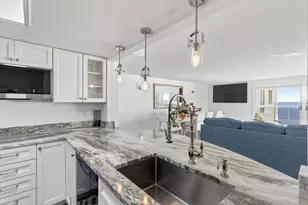 31 E Grand Ave, Old Orchard Beach, ME 04064 - Photo 3