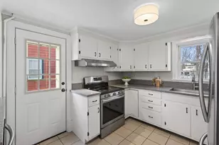 97 Walton St, Portland, ME 04103 - Photo 9