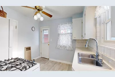 16 Simard Avenue, Lewiston, ME 04240 - Photo 9