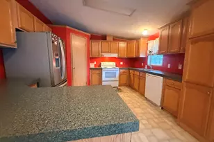 31 Franklin Pkwy, Brunswick, ME 04011 - Photo 9