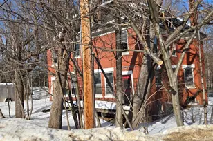 47 Urquhart St, Rumford, ME 04276 - Photo 5