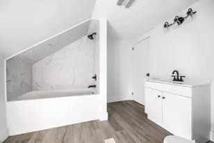 229 Center St, Bangor, ME 04401 - Photo 23