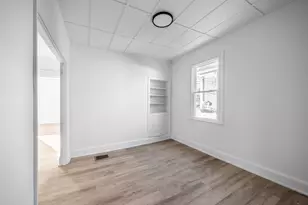 229 Center St, Bangor, ME 04401 - Photo 17