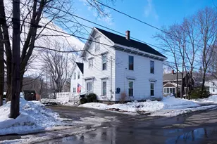 20 Chestnut St, Rockland, ME 04841 - Photo 3