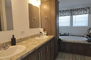 362 Hebron Rd, Oxford, ME 04270 - Photo 15