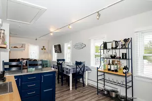 281 York St, York, ME 03909 - Photo 13