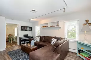 281 York St, York, ME 03909 - Photo 13