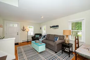 281 York St, York, ME 03909 - Photo 9