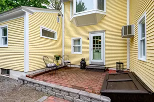 281 York St, York, ME 03909 - Photo 7