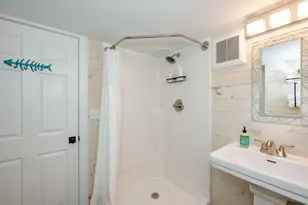 281 York St, York, ME 03909 - Photo 35