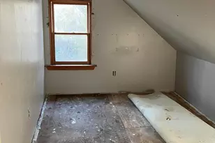307 Main St, Baileyville, ME 04694 - Photo 17