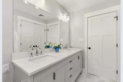 9 Cobblestone Street #55, Falmouth, ME 04105 - Photo 5