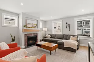 9 Cobblestone St, Falmouth, ME 04105 - Photo 9