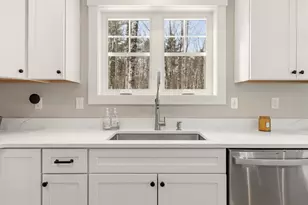 9 Cobblestone St, Falmouth, ME 04105 - Photo 11