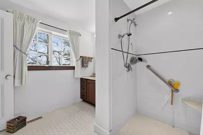 4 Trefethen Avenue, Kittery, ME 03904 - Photo 23