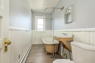 425 Cumberland St, Rumford, ME 04276 - Photo 7