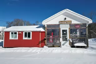 7 Park St, Springfield, ME 04487 - Photo 1