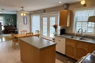 13 Oakwood Dr, South Portland, ME 04106 - Photo 11