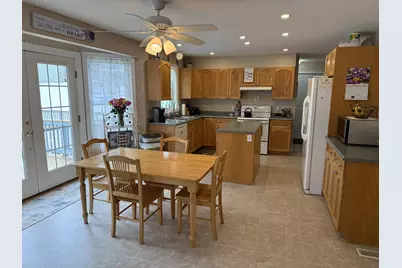 13 Oakwood Drive, South Portland, ME 04106 - Photo 9