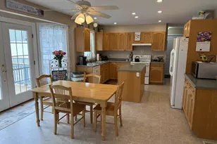13 Oakwood Dr, South Portland, ME 04106 - Photo 9