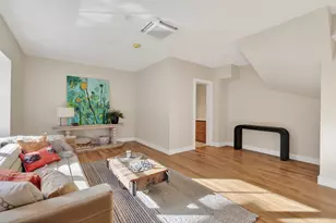 55 Carleton St, Portland, ME 04102 - Photo 47