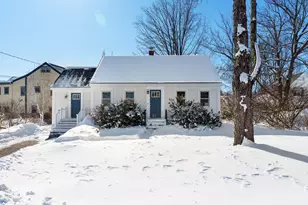5 Holbrook St, Freeport, ME 04032 - Photo 1