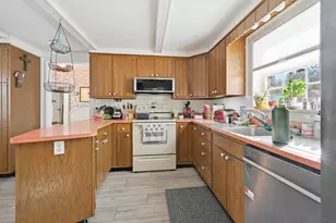 166 Cony St, Augusta, ME 04330 - Photo 15