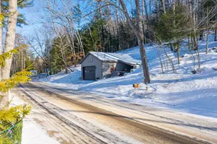 882 Memorial Dr, Winthrop, ME 04364 - Photo 9