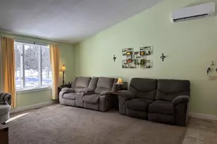 25 Yarmouth Rd, Gray, ME 04039 - Photo 5