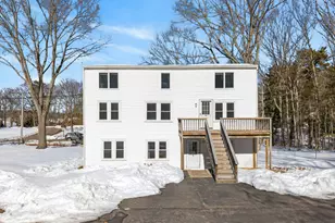 8-10 Bayview Ln, Kittery, ME 03904 - Photo 3