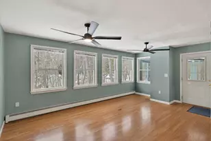8-10 Bayview Ln, Kittery, ME 03904 - Photo 17