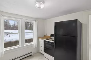 8-10 Bayview Ln, Kittery, ME 03904 - Photo 11