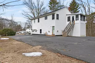8-10 Bayview Ln, Kittery, ME 03904 - Photo 9