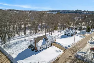 27 Bowdoin St, Lisbon, ME 04252 - Photo 3