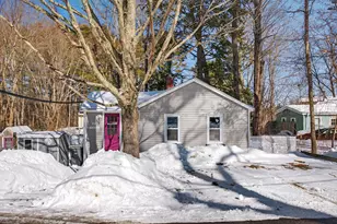 13 Highland Ave, Cumberland, ME 04021 - Photo 1