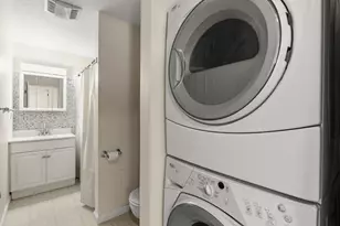 13 Academy Pl, Saco, ME 04072 - Photo 15