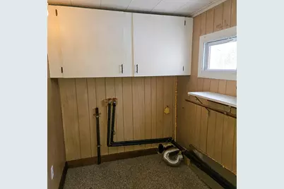 255 Bates Street, Millinocket, ME 04462 - Photo 17