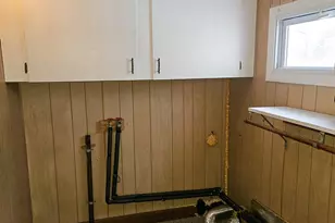 255 Bates St, Millinocket, ME 04462 - Photo 17