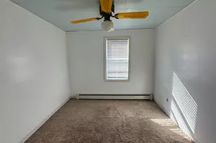 255 Bates St, Millinocket, ME 04462 - Photo 23