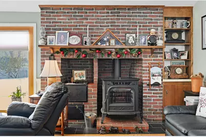 34 Windsor Avenue, Augusta, ME 04330 - Photo 9